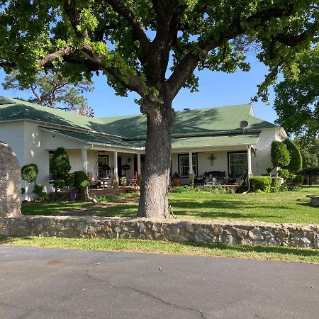 The Old Liberty Schoolhouse Bed and Breakfast Azle Esterno foto