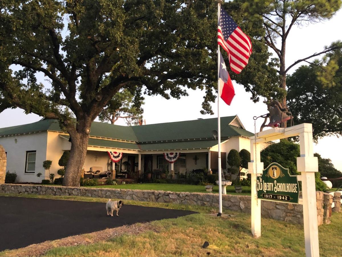 The Old Liberty Schoolhouse Bed and Breakfast Azle Esterno foto